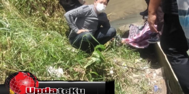 Geger Penemuan Mayat Bayi Mengapung di Sungai dekat Danau Sipin Siang Tadi, Tali Pusar Masih Menempel