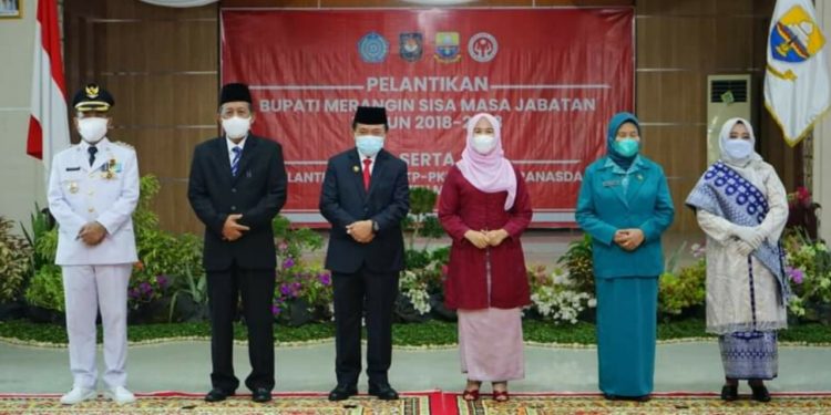 Al Haris Terharu Saat Melantik Gurunya Menjadi Bupati Merangin