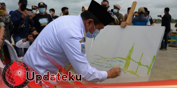 Momentum Tanamkan Kepedulian Terhadap Sungai Batanghari Dengan Lomba Lukis
