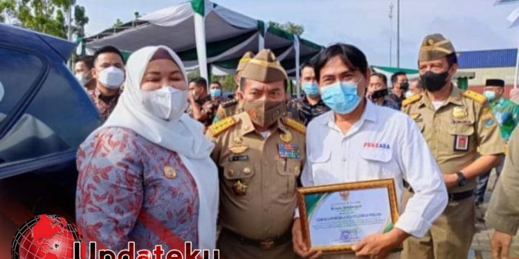 Penghargaan K3 Dari Gubernur Jambi Diberikan Kepada Lemdiklat Persada