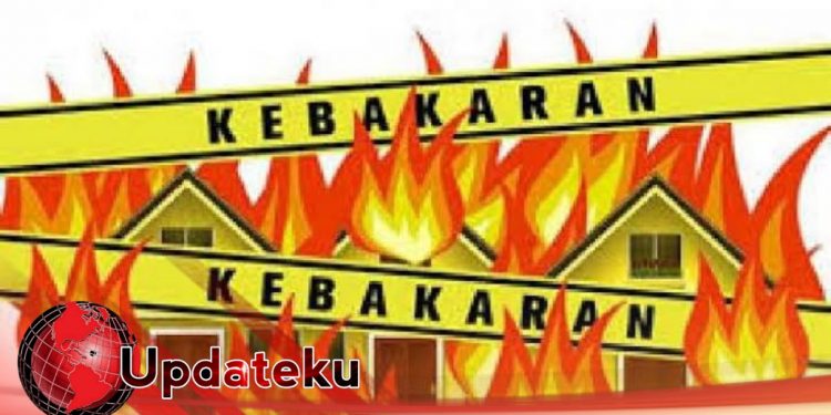 Kebakaran Hebat Melahab Puluhan Rumah Dan Kios, Kerugian Mencapai 1 Miliar