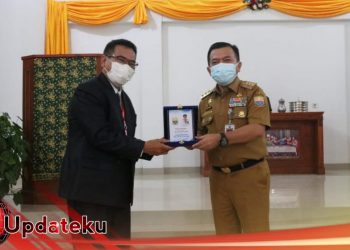Gubernur Al Haris Menyampaikan Agar Umat Kristiani Berperan Dalam Pembangunan Provinsi Jambi.