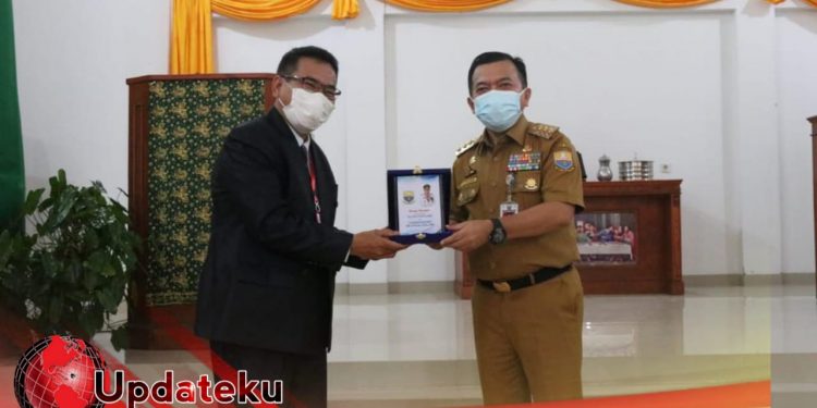 Gubernur Al Haris Menyampaikan Agar Umat Kristiani Berperan Dalam Pembangunan Provinsi Jambi.