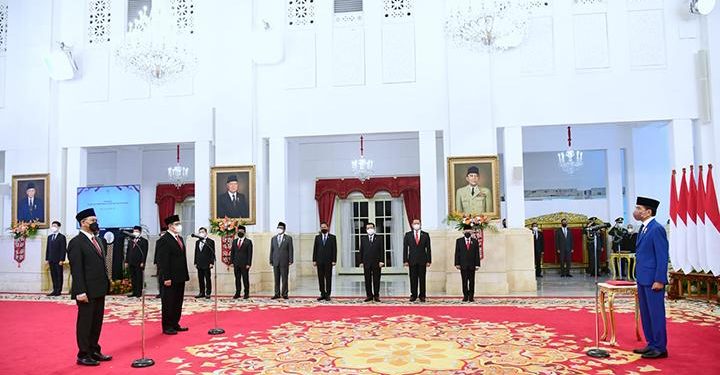 Jokowi Lantik Kepala Otorita IKN Dan Wakil Kepala Otorita Di Istana