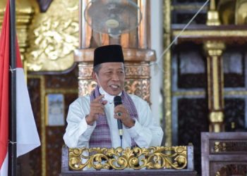 Sebagai Umat Manusia Apapun Persoalan dan Cobaan Yang Diberikan Allah Tetap Bersyukur