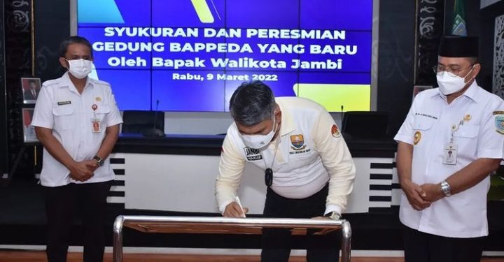 Walikota Jambi Syarif Fasha Meresmikan Gedung Baru Bappeda Kota Jambi