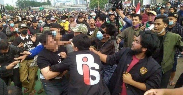 Wajah Pengeroyok Ade Armando Terekam Kamera, Polisi Tangkap Sejumlah Terduga Pelaku