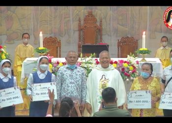 Fra Christian Hoper, SCJ  Menangkan Lomba Cipta Lagu Rohani Katolik LP3KD  Kota Jambi