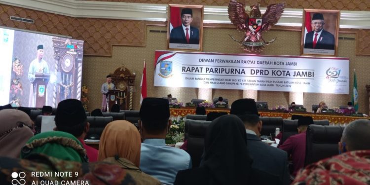 Rapat Paripurna HUT Kota Jambi Bertabur Apresiasi Atas Kinerja Pemerintah Kota Jambi