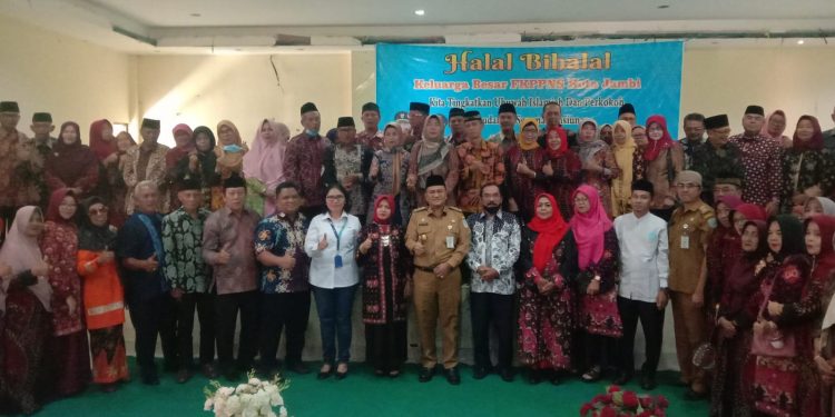 Wakil Walikota Jambi DR.dr. H. Maulana, MKM Halalbihalal Bersama FKPPNS Kota Jambi