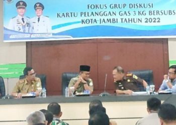 Wakil Walikota Jambi Dr.dr. H. Maulana, MKM Membuka FGD tentang Kartu Pelanggan Gas 3 Kg