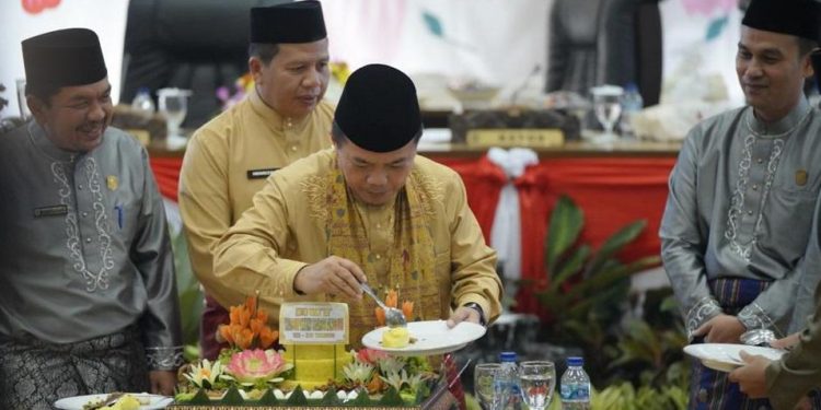 Pesan Al Haris Jadikan HUT ke-23 Sarolangun sebagai Momen Evaluasi Kinerja