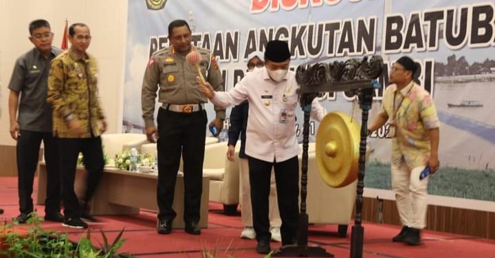 Gubernur Jambi Al Haris Tegaskan Perusahaan Batubara Wajib Patuhi Aturan