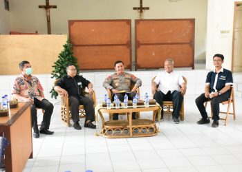 Silaturahmi Keagamaan Kapolda Jambi Ke Gereja Santa Theresia