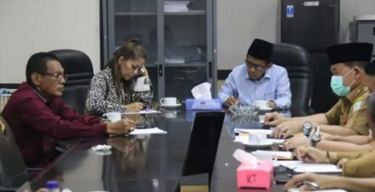 Komisi IV DPRD Kota Jambi Rapat Kerja Dengan Dinas Pendidikan Kota Jambi