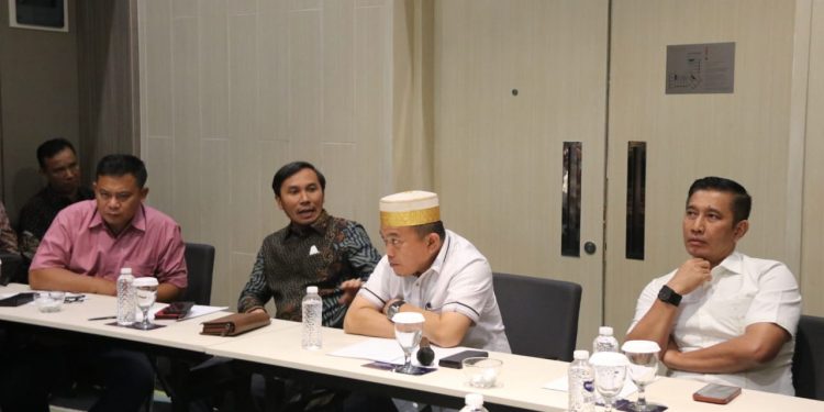 Bahas Penyelesaian Jalan Batubara, Gubernur Al Haris Panggil Tiga Perusahaan