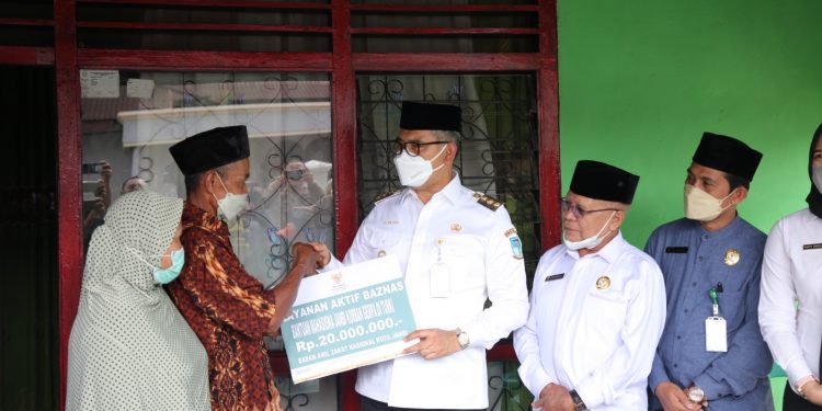 Walikota Jambi Syarif Fasha Salurkan Bantuan Kemanusiaan Korban Gempa Turki