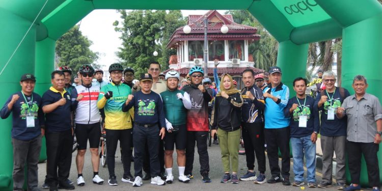 Gubernur Jambi Al Haris Lepas Fun Bike Gowes to Gambut