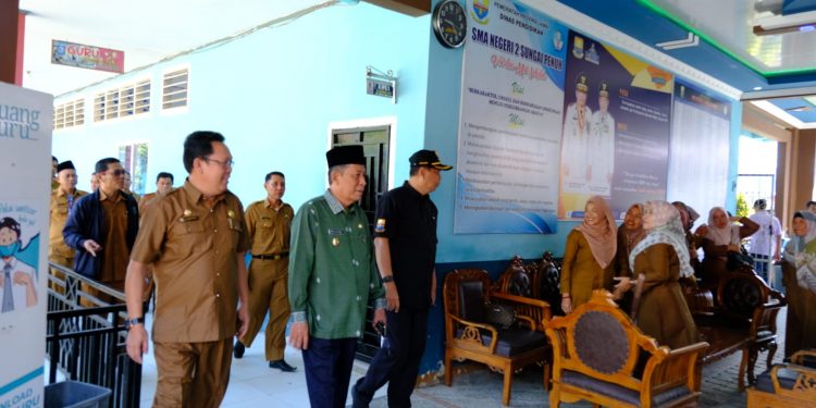 Wagub Sani Tinjau Proses Ujian Akhir Tahun di SMA dan SMK Kerinci