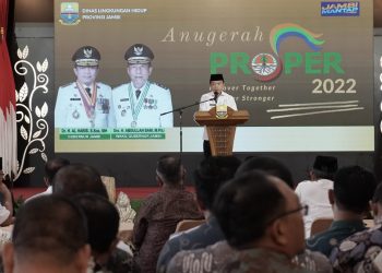 Serahkan Penghargaan Proper, Gubernur Jambi Al Haris Harap Perusahaan Jaga Lingkungan