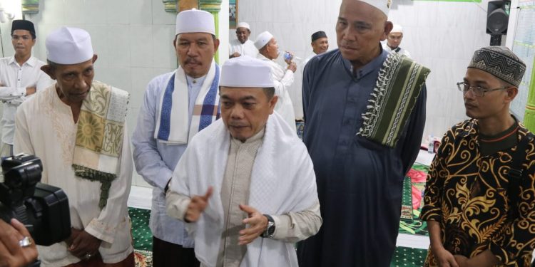 Masyarakat Tanjabtim Sambut Kedatangan Gubernur Jambi Al Haris Dalam Safari Ramadhan