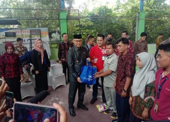 Walikota Jambi Insentif bagi Petugas sara, Imam, Muazim, Pemandi Jenazah, Penggali Kubur, dan Guru Sekolah Minggu