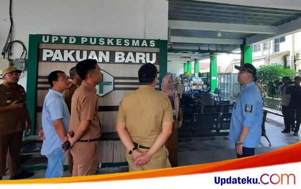 Walikota Jambi Syarif Fasha Menaikan Fasilitas Kesehatan di 5 Puskesmas