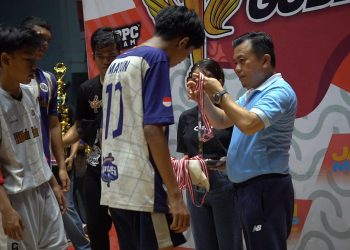 Tutup Turnamen Futsal, Gubernur Al Haris :  Bangun Kekompakan Antar Pelajar