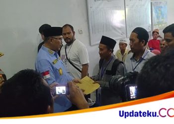 Walikota Jambi Syarif Fasha Kunjungi Korban Musibah Kebakaran Legok