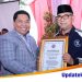 Kepala BNN RI Berikan Penghargaan kepada Walikota Jambi
