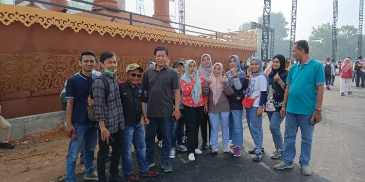 Sukseskan STQH Nasional 2023, Seluruh ASN Pemprov Gotong Royong Bersihkan Lokasi Kegiatan