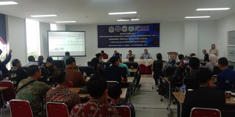 64 Kades Medukung Kinerja ATJ, Kades Luki : Adanya Peran ATJ Sangat Membantu Haulling Batu Bara