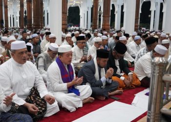 Gelar Dzikir Sambut Pergantian Tahun, Gubernur Al Haris Tuai Pujian