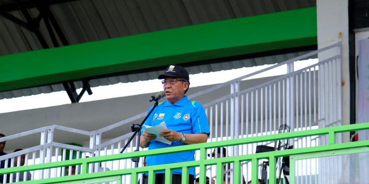 Wagub Sani Tutup Turnamen Sepak Bola Gubernur Cup Tahun 2024