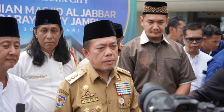 Resmikan Masjid Al Jabbar, Gubernur Al Haris: Gunakan Masjid Sebagai Sarana Pendidikan