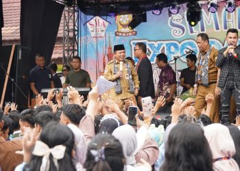 Gubernur Al Haris Dorong Kreativitas, Inovasi dan Kreasi Siswa-Siswi SMA Negeri 11 Kota Jambi