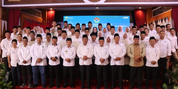 Gubernur Al Haris: PMII Jambi Sukses Mencetak Kader