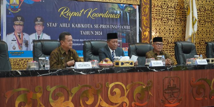Wagub Sani Harap Rakor Staf Ahli Jadi Media Wujudkan Kesejahteraan Masyarakat Provinsi Jambi