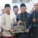Wagub Sani Resmikan Status Langgar Jami’ Al Hidayatussholihin Desa Tangkit