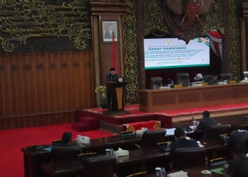 Gubernur Al Haris Beri Penjelasan Atas Capaian Pembangunan Pemprov Kepada Dewan
