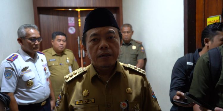Gubernur Al Haris Minta Pengusaha Ganti Rugi Kerusakan Fender Jembatan Batanghari I