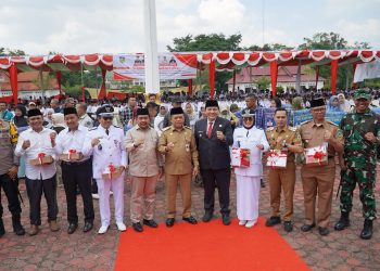 Gubernur Al Haris Hadiri Pengukuhan Perpanjangan Masa Jabatan Kades dan BPD Se-Kabupaten Sarolangun