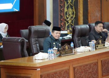 Gubernur Jambi Alharis Sampaikan Ucapan Terimakasih Kepada Seluruh Anggota DPRD Atas Sinergitasnya Selama ini