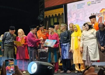 Al Haris Apresiasi Pelaku dan Budaya Provinsi Jambi di Malam Keagungan Melayu 2025
