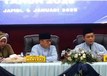 Jaksa Agung dan Menteri PDT Hadiri HUT Jambi Ke 68