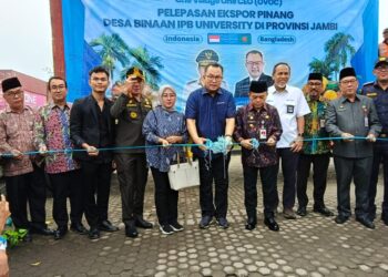 Lepas Ekspor Pinang ke Bangladesh, Gubernur Jambi Al Haris Apresiasi Pengusaha Muda Binaan IPB