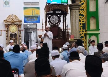 Gubernur Al Haris Safari Subuh Bersama Ustadz Ucay
