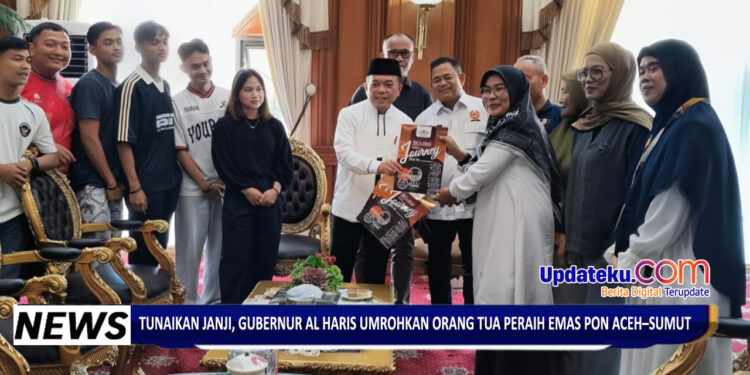 Tunaikan Janji, Gubernur Al Haris Umrohkan Orang Tua Peraih Emas PON Aceh–Sumut